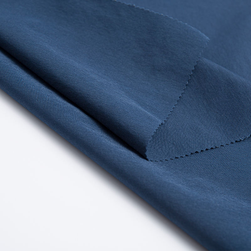 Tela de Nylon 4-Way Stretch con Trama Retorcida y Acabado C0 DWR 125gsm