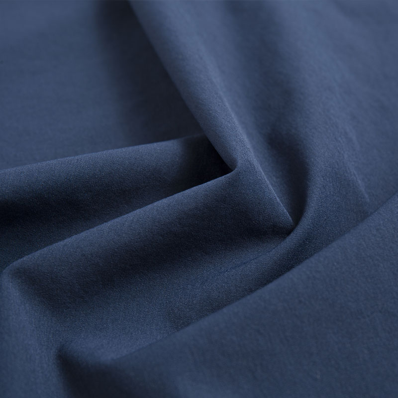 Tela de Nylon 4-Way Stretch con Trama Retorcida y Acabado C0 DWR 125gsm