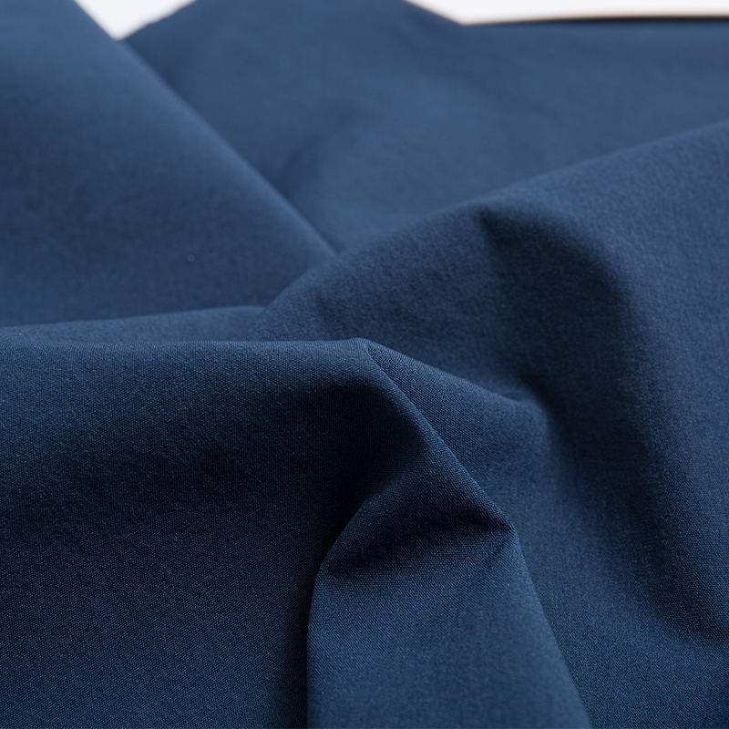 Tela de Nylon 4-Way Stretch con Trama Retorcida y Acabado C0 DWR 125gsm