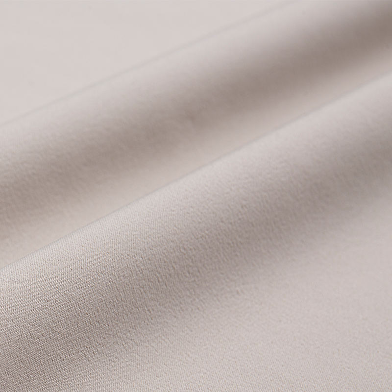 Tela con Stretch en Cuatro Direcciones y Absorción de Humedad 75D 190gsm